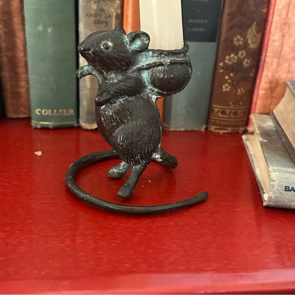 Vintage Bronze Mouse Candle Holder - Picture 2 of 10